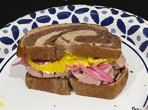 #12 - Liverwurst Sandwich - Dining and Cooking