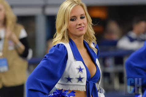 Dallas Cowboys Cheerleaders Photos in high resolution