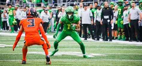 Kickoff Time Announced for Oregon Ducks vs. Oregon State Beavers ...