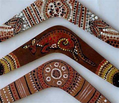 Byron Bay - Fun with Aboriginal Art and Boomerang Painting - 5 May 2023 ...