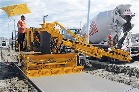 GOMACO, Manufacturer of Concrete Slipform Paving Equipment: GT-3200 ...