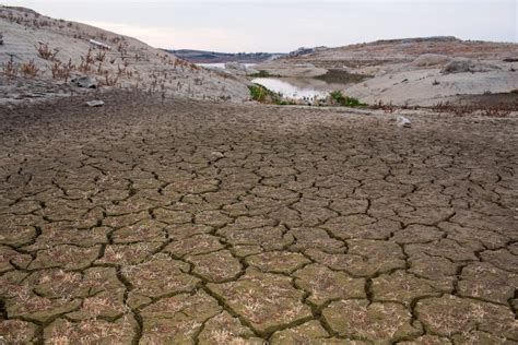 California Drought Crisis Reaches Worst Level as It Spreads North - NBC News