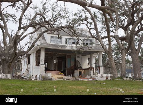 Hurricane katrina damage in biloxi hi-res stock photography and images - Alamy