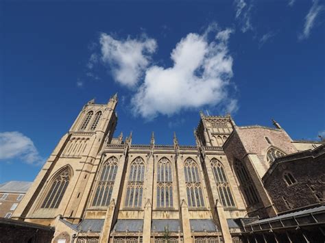 Premium Photo | Bristol cathedral in bristol