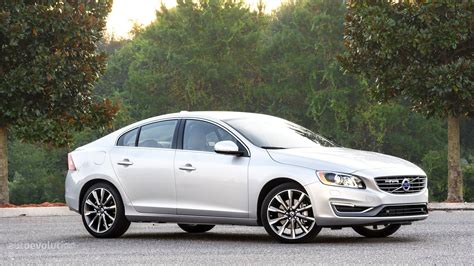 2015 Volvo S60 T5 Drive-E - Sedan 2.0L Turbo auto w/Prod End 6/14