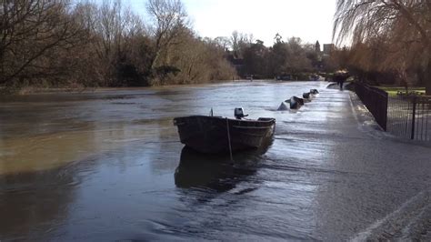 Oxford Flooding Jan 2014 - YouTube