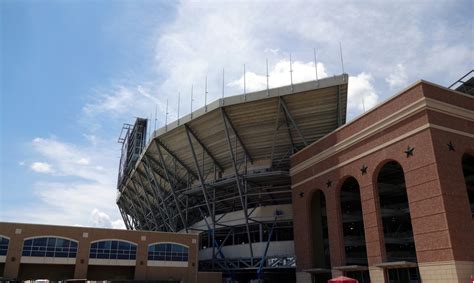 Photos: Kyle Field Renovation and "Meet the Aggies" - Good Bull Hunting