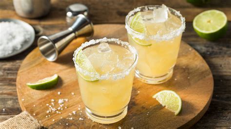 The 10 Best Tequila And Mezcal Cocktails