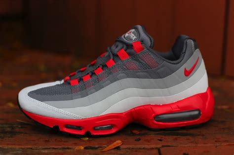 Nike Air Max 95 No Sew 'Dark Grey/Chilling Red' | SneakerFiles