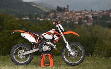 2013 KTM 125 EXC Gallery 492306 | Top Speed