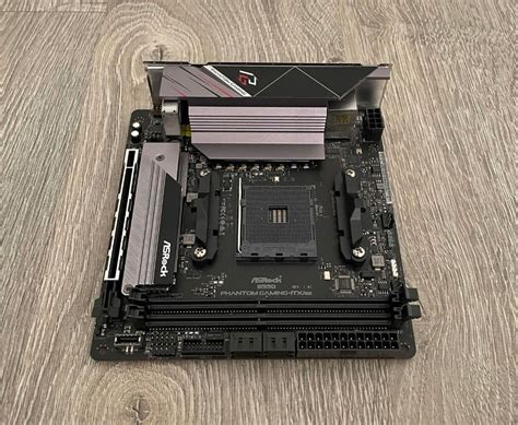 ASRock B550 Phantom Gaming-ITX/ax Motherboard Review