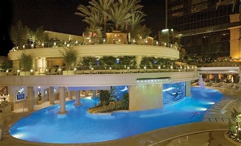 The 11 Best Hotel Pools in Las Vegas for 2022 | The Tour Guy (2022)