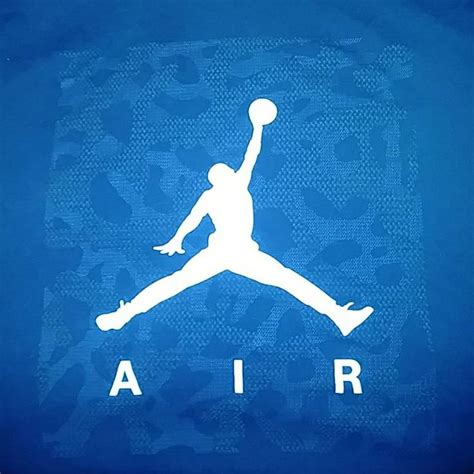 Jordan Jumpman Logo T-shirt in 2021 | Jumpman logo, Jordan wallpapers, Logo design