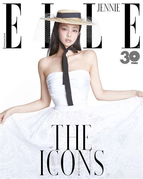 BLACKPINK's JENNIE Covers ELLE Korea November 2022 Issue