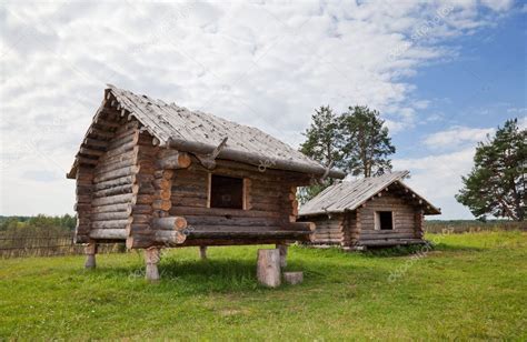 Ancient traditional russian wooden house X century — Stock Photo ...