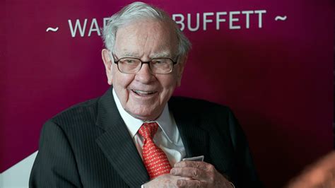 Warren Buffett donates $758 million in Berkshire shares - Hindustan Times