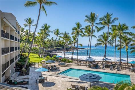 The 12 Best Hotels in Kona, Hawaii in 2024 | Our Top Picks