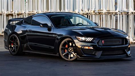 Essai - La Ford Mustang GT350R et son incroyable V8