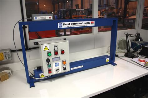 Metal Detector Conveyor Machine at Donna Adams blog