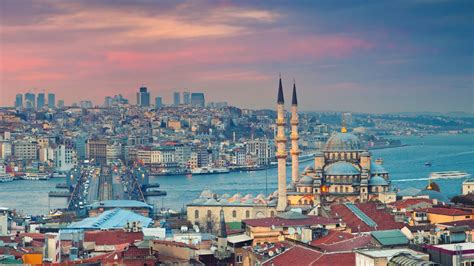 History Buffs, Did You Know 93 Years Ago Constantinople Was Renamed To Istanbul? | Curly Tales