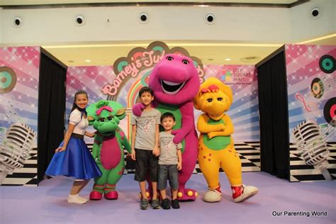 Let’s Get Groovy with Barney & Friends at City Square Mall