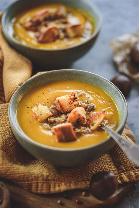 Soupe de châtaignes et butternut, croûtons à l'ail | Ma Jolie Food