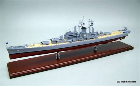 SD Model Makers > Cruiser Models > Des Moines Class Heavy Cruiser Models