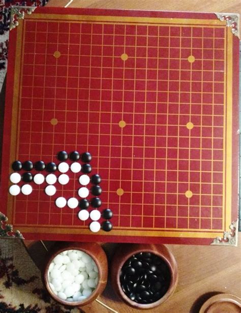 Chinese Weiqi Board with Bi-Convex Yunzi Stones (Go, Baduk, Goban) | Tabletop games, Go game ...