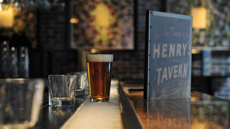 Henry's Tavern closes in the Pearl, other locations - Portland Business ...