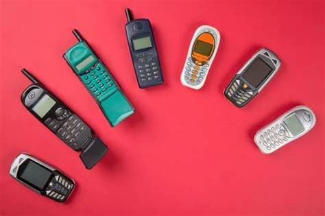 The old mobile phones we're still hanging on to - and why we miss using ...