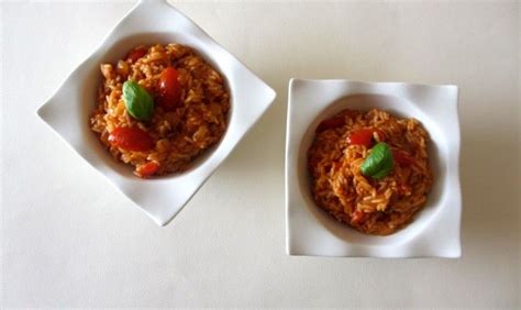 Riz tomaté au basilic | Riz tomate, Recette à base de tomates, Recettes ...