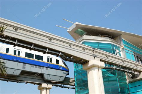 The Palm Jumeirah monorail station and train, Dubai, UAE – Stock ...