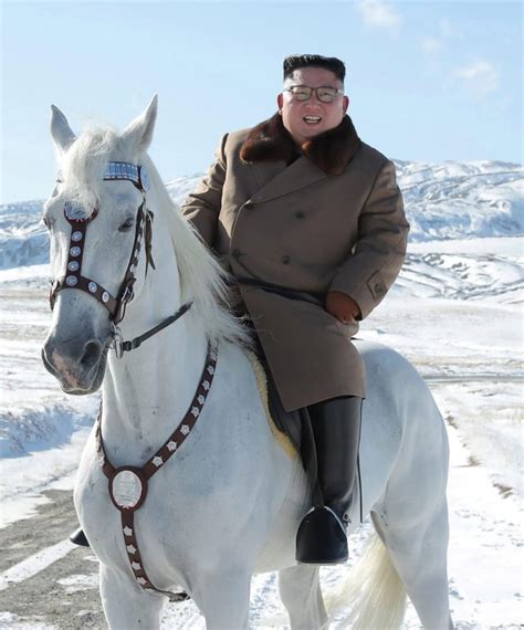 PsBattle: Kim Jong Un riding a horse in the snow : r/photoshopbattles