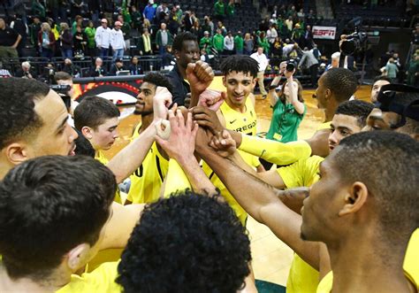 Oregon Ducks basketball resume review: Every game a must-win ...