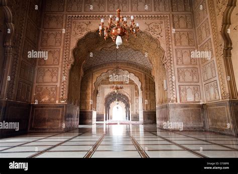 Badshahi Mosque, Lahore, Pakistan Stock Photo - Alamy