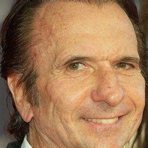 Emerson Fittipaldi - Age, Family, Bio | Famous Birthdays