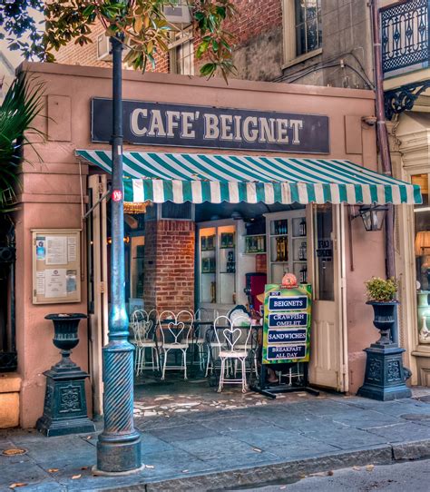 Cafe Beignet | New orleans travel, New orleans louisiana, Cafe beignet