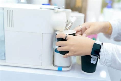 What Does A Smart Coffee Maker Do? 5 Amazing Features