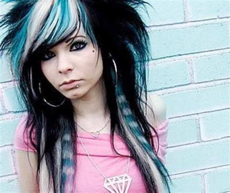 Pin by TemTem on scenecore | Emo hair, Emo scene hair, Scene hair