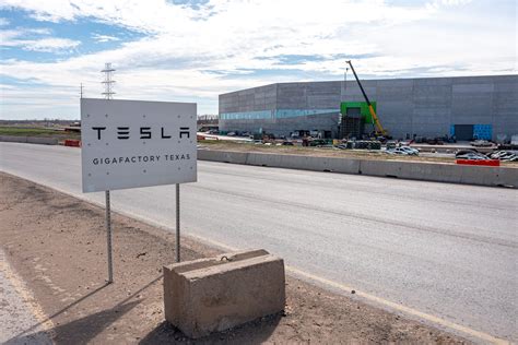 Tesla close to producing first cars at Austin-area factory