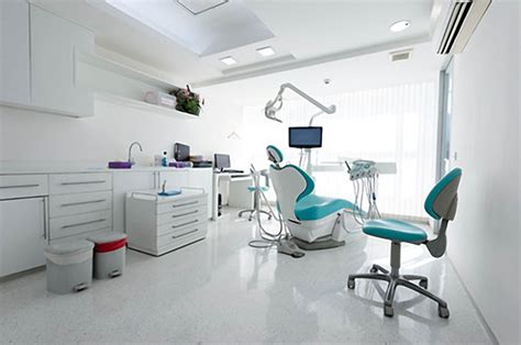 Dental-Equipment-in-Dentist-Office | Used Dental Equipment