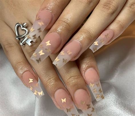 Pin de Juli.pinterest en manicure en 2020 | Uñas postizas de gel, Manicura de uñas, Uñas de gel ...