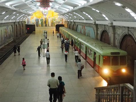 Pyongyang Metro | Clay Gilliland | Flickr