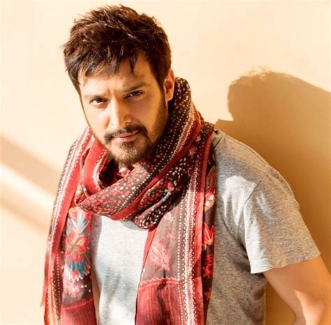 Jimmy Sheirgill Age, Height, Wife, Family, Biography & More » StarsUnfolded