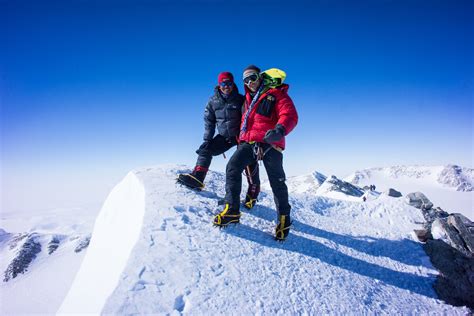 Climb Mount Vinson | Antarctic Logistics & Expeditions