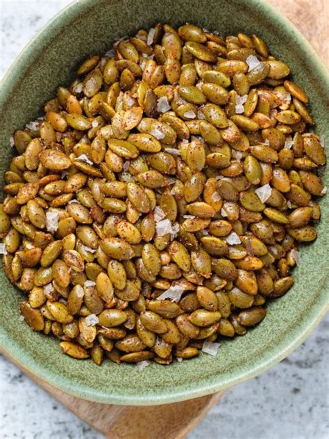 Spicy Roasted Pepitas - The Healthful Ideas