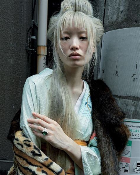 dna Model Management в Instagram: «Fernanda Ly photographed by Juergen Teller for Vogue Japan ...