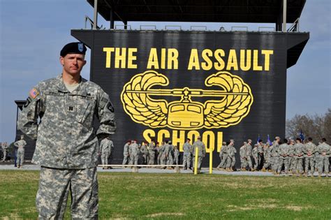 Fort Campbell Rakkasan Soldier breaks 12-mile Air Assault foot march record - Clarksville, TN Online