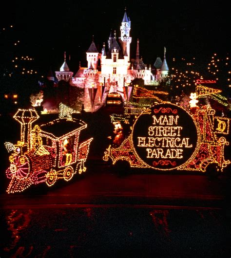 Main Street Electrical Parade Coming to Disneyland Park for a Limited ...