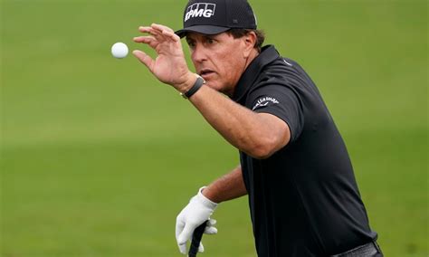 Masters: Does Phil Mickelson have one more major in him?